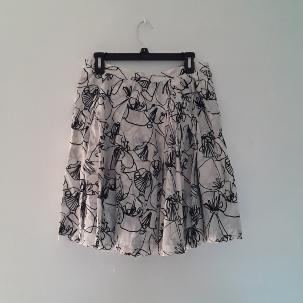 Club Monaco Print Pattern Skirt Beige sz 8